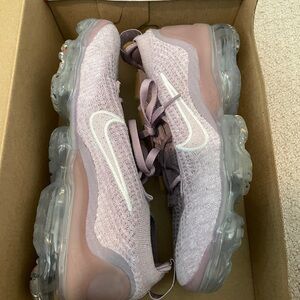 Women’s Nike Vapormax 7.5